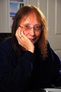 Author Gigi Sedlmayer